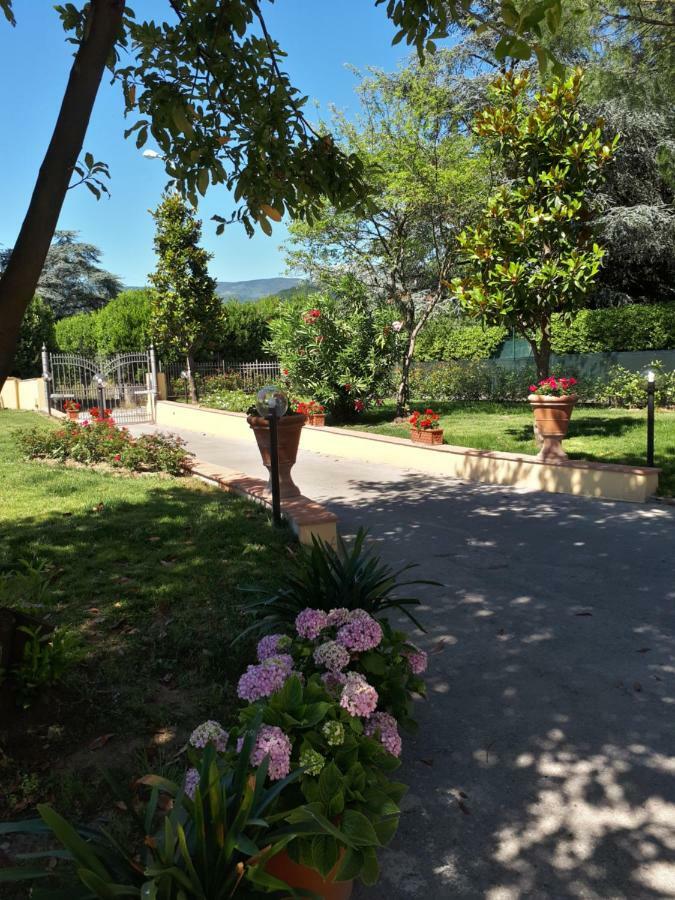 Villa Monica Πιστόια Εξωτερικό φωτογραφία